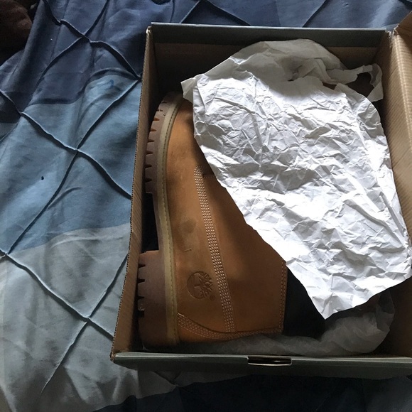 Timberlands - Picture 2 of 2